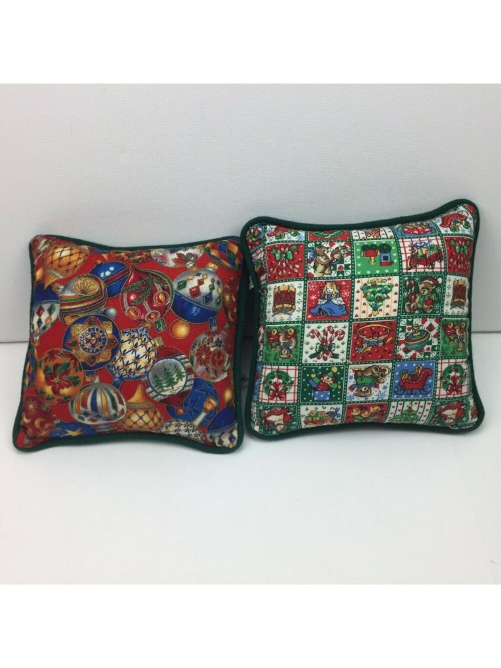 Vintage Riverdale Christmas Set of Mini Throw Decorative Holiday Pillows